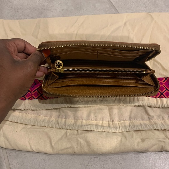 Wallet - Picture 3 of 3